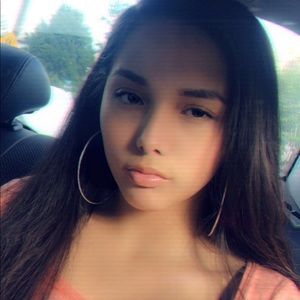 Meet your Posher, Arianna